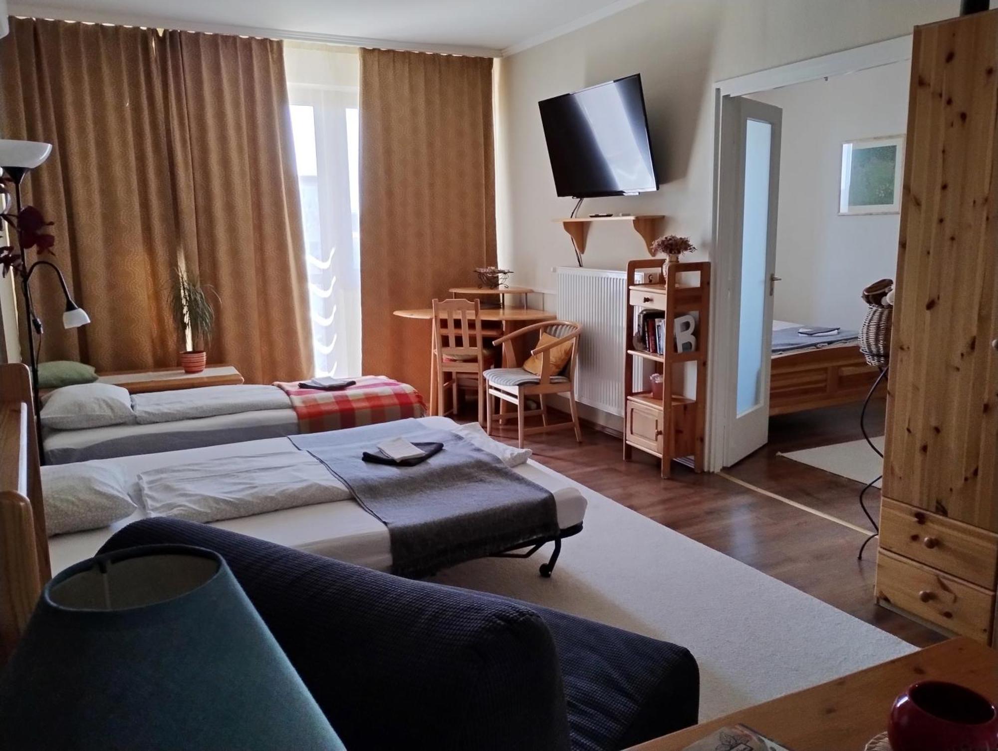 Ferienwohnung St. Benedek Apartmanlakas Mezőkövesd Exterior foto